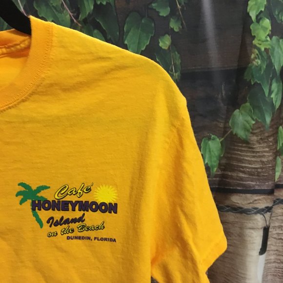 Tops - 🏝Honeymoon Island, FL, Graphic T Shirt, Yellow